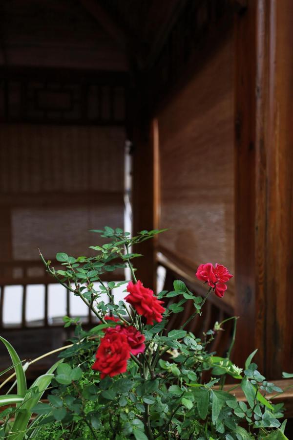Xiluxiaoxie Saturday 3Nights Airport Free Transfer Lijiang (Yunnan) Exterior foto